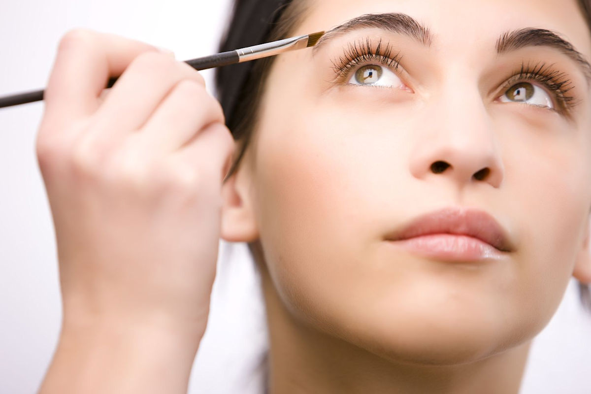 Maquillaje para cejas perfectas